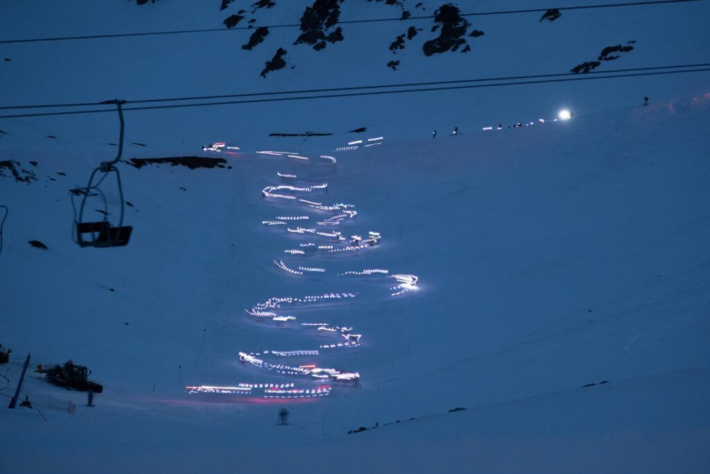 La Hoya vivió una noche especial con otra edición de la Bajada de Luces