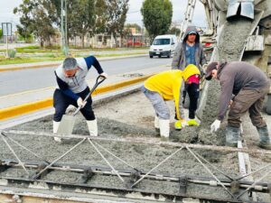 Avenida Antártida Argentina: comenzaron las tareas de hormigonado para reemplazar su carpeta asfáltica