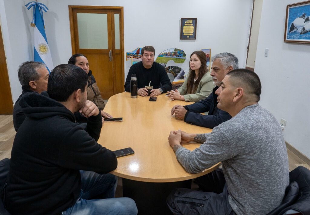 Municipalidad de Rawson y los gremios acordaron retomar las paritarias el miércoles 1 Municipalidad de Rawson y los gremios acordaron retomar las paritarias el miércoles