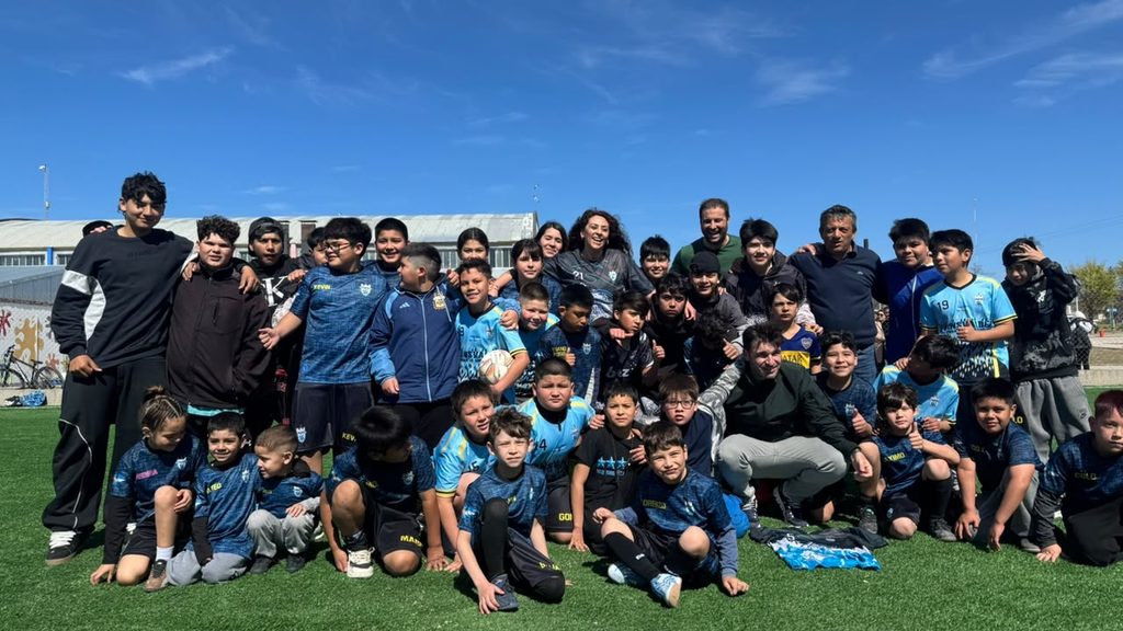Camarones celebró su 126º aniversario con una fiesta multitudinaria, inauguración de obras y anuncios para el futuro 2 Camarones celebró su 126º aniversario con una fiesta multitudinaria, inauguración de obras y anuncios para el futuro