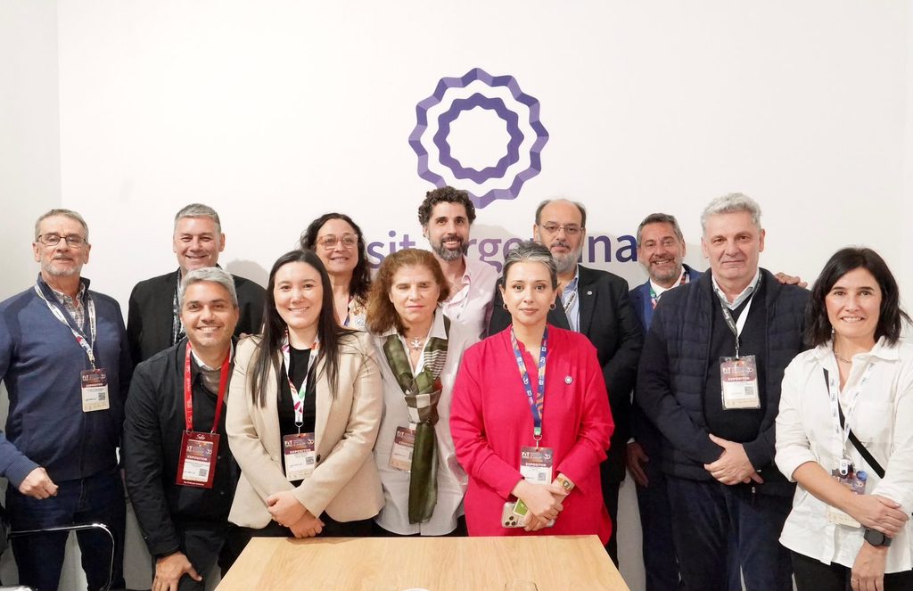 Provincia promocionó a “La Trochita” en la Feria Internacional de Turismo