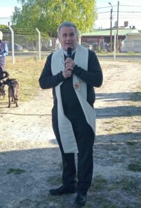 El Obispo Alvarez bendijo la casa sacerdotal donde va a residir el cura párroco de Rawson