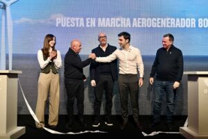 Torres acompañó la inauguración del parque eólico más grande del país y así Chubut consolida su liderazgo energético 