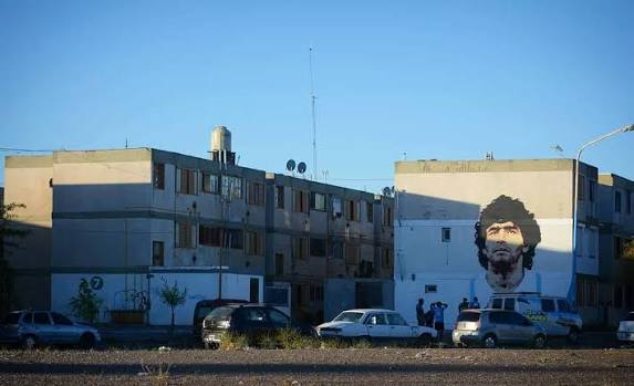 Violento enfrentamiento en el barrio 2 de Abril con tumberas 1 Violento enfrentamiento en el barrio 2 de Abril con tumberas